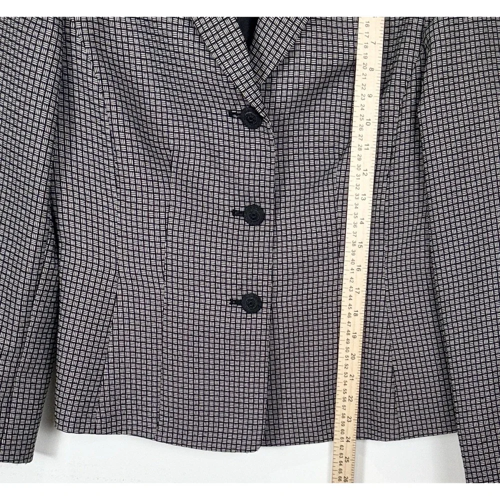 Evan Picone Black And White Geometric Pattern Womens 8 -3 Button Blazer
